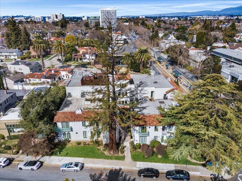More Photos Of 15 Hawthorne Way, San Jose Apartments For Sale