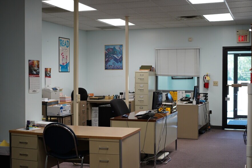 More Photos Of 29 Menzie Bottoms Rd, Butler Warehouse For Sale