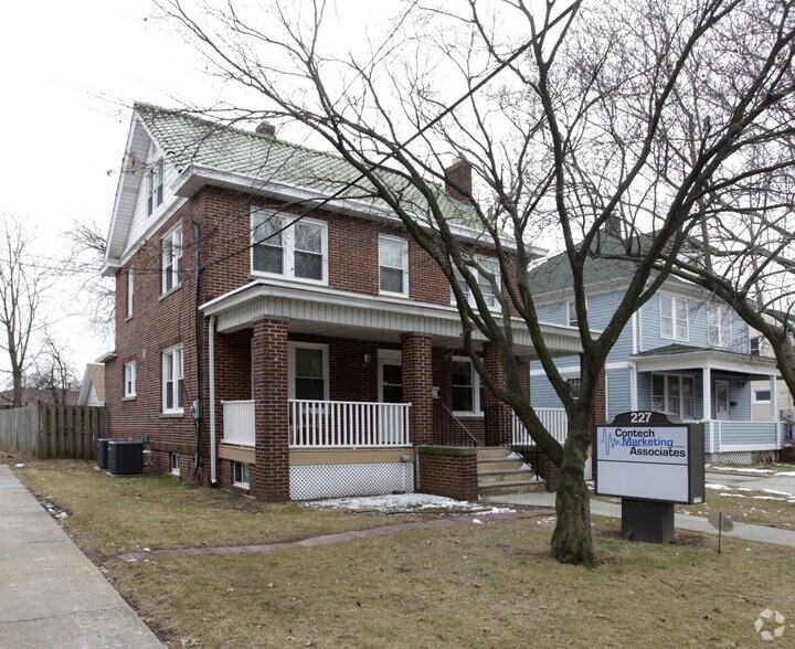 More Photos Of 227 Main St, Woodbridge Office For Lease