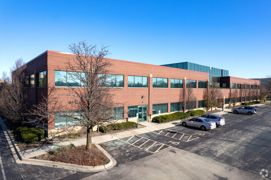 Primary Photo Of 400 N Lakeview Pky, Vernon Hills Office For Lease