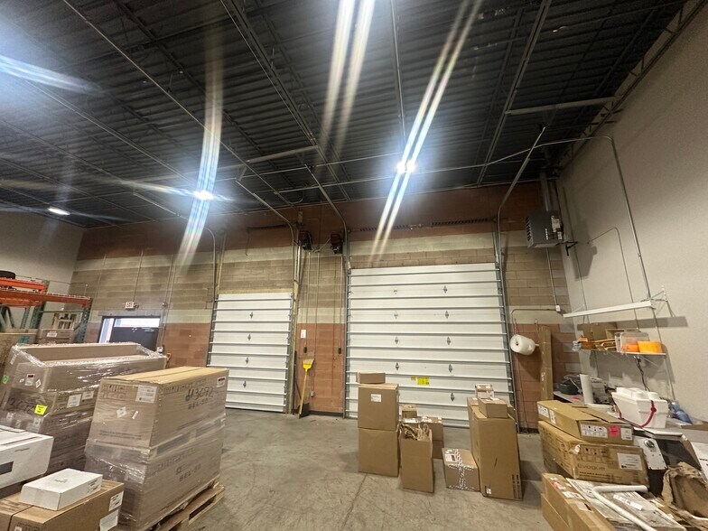 More Photos Of 17 Technology Pl, East Syracuse Office For Lease