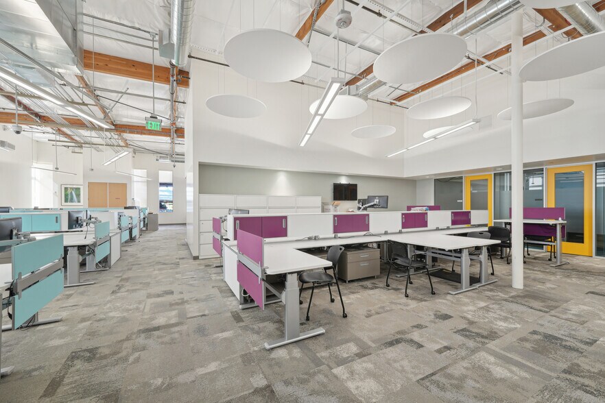 More Photos Of 185 N Wolfe Rd, Sunnyvale Research And Development For Lease