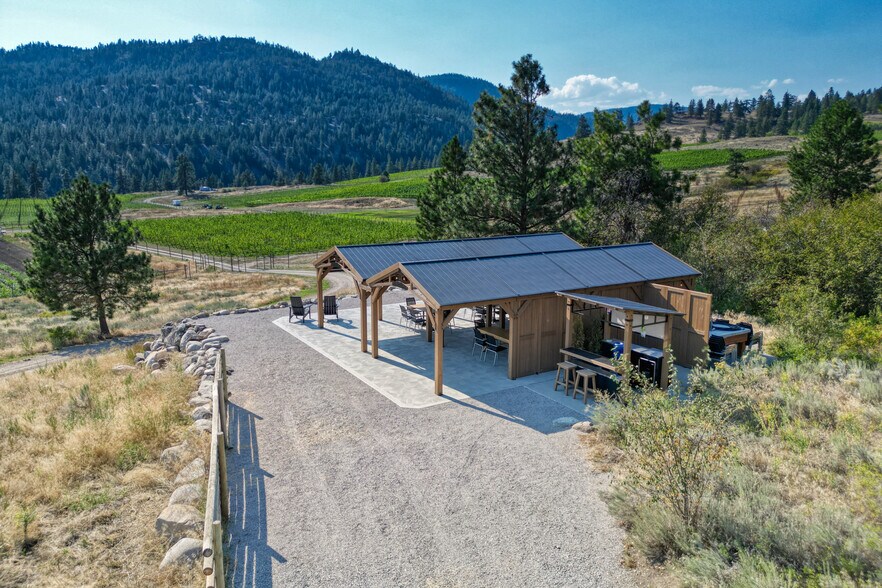 More Photos Of 26405 Garnet Valley Rd, Summerland Land For Sale