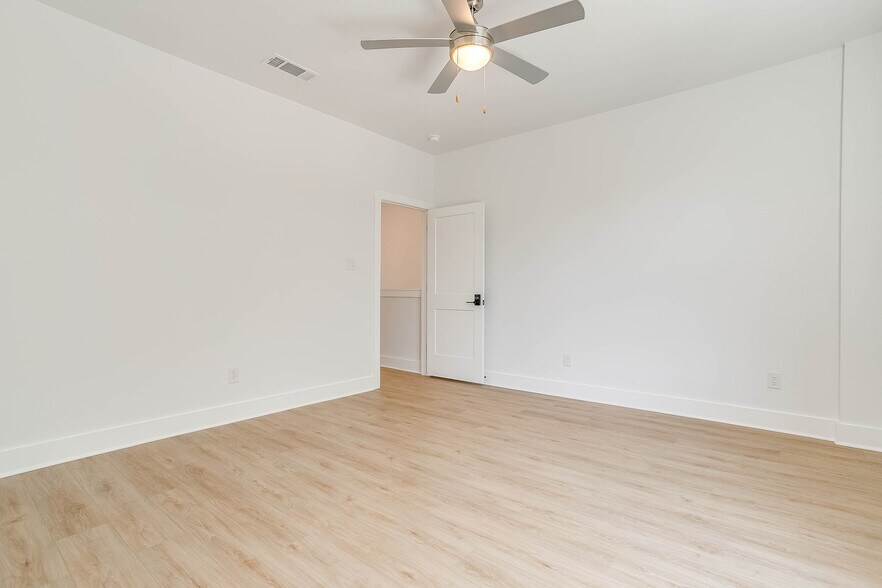 More Photos Of , Fort Worth Multifamily For Sale