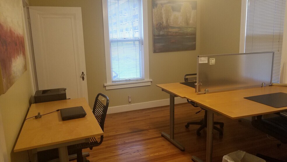 More Photos Of 331 22nd Ave N, Nashville Office For Sale