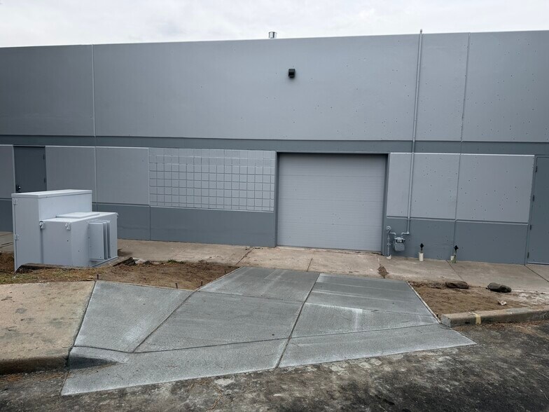 More Photos Of 3970 E Bijou St, Colorado Springs Industrial For Lease