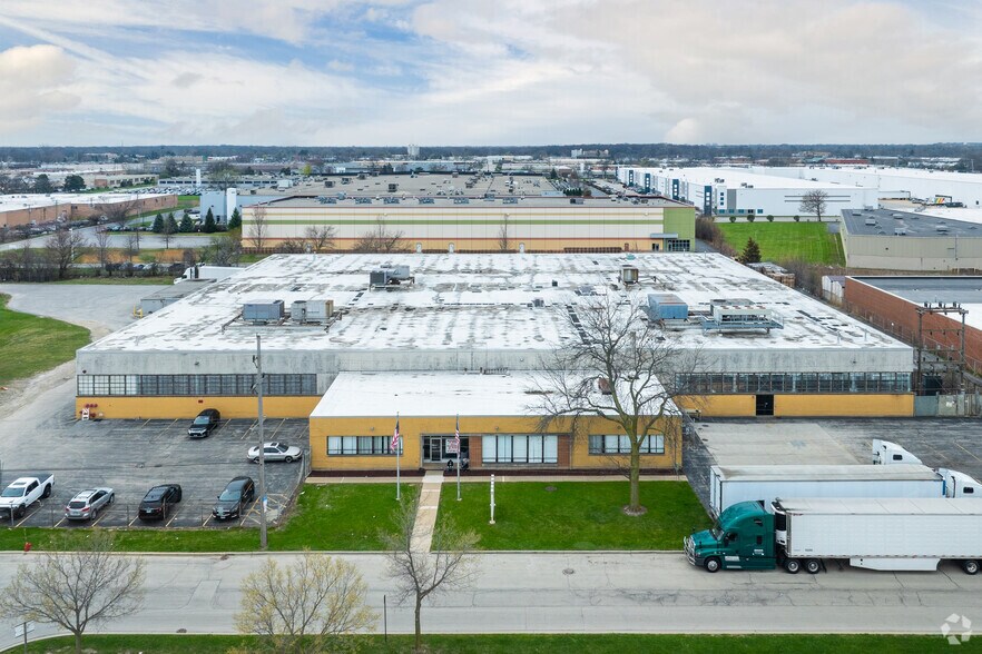 More Photos Of 6350 Kirk St, Morton Grove Manufacturing For Lease