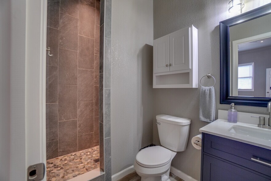 More Photos Of 7421 Terry St, Fort Smith Specialty For Sale