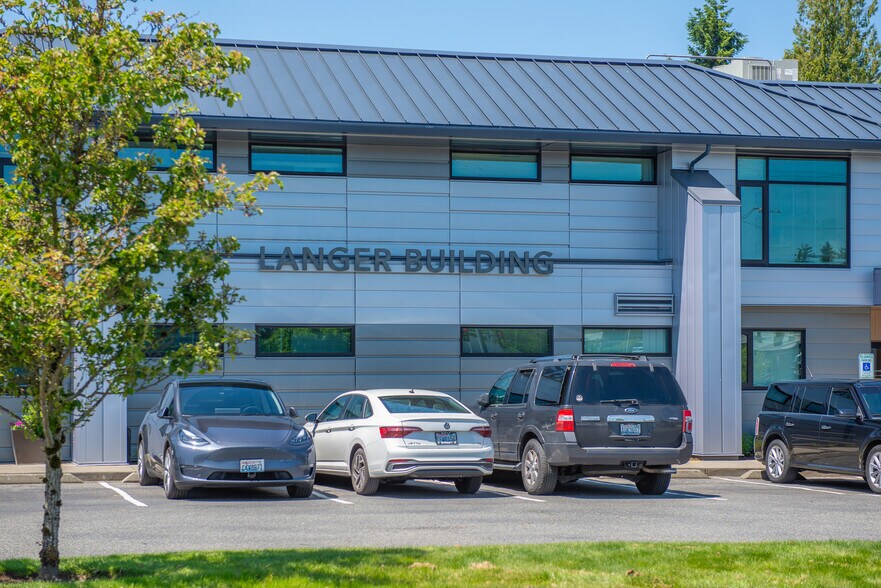 More Photos Of 21600 Highway 99, Edmonds Medical For Lease