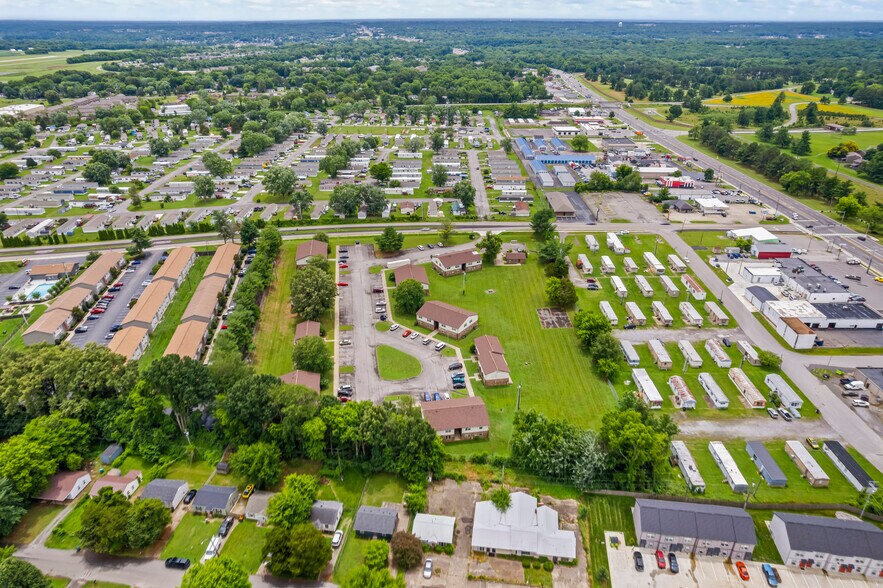 More Photos Of 151 Wallace Blvd, Clarksville Apartments For Sale