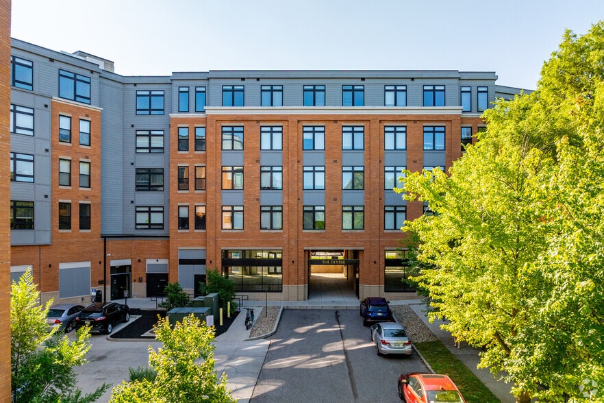 More Photos Of 2800 Franklin Blvd, Cleveland Apartments For Lease