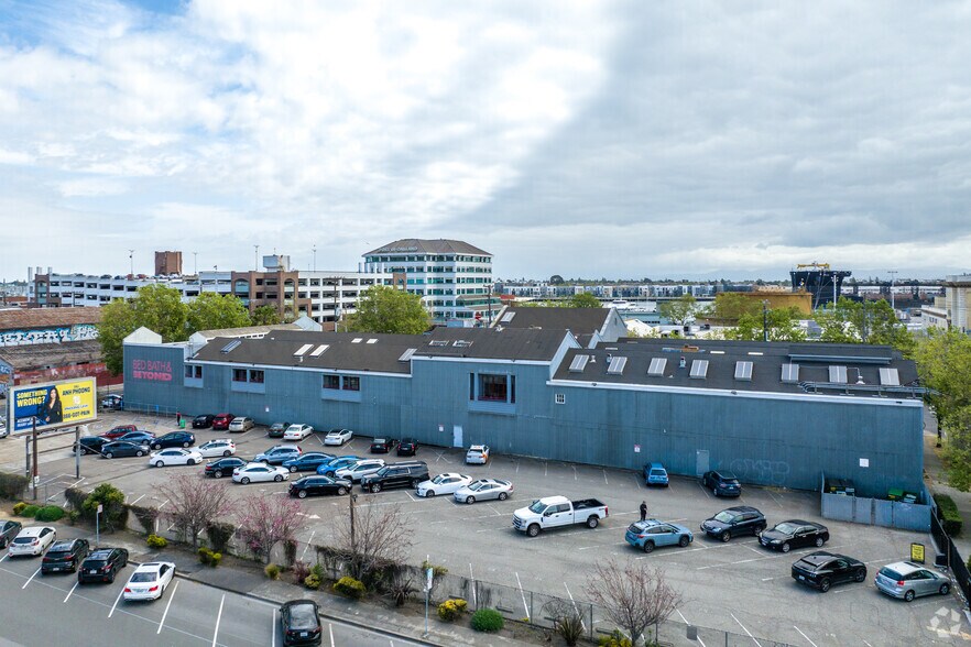 More Photos Of 550-590 2nd St, Oakland Office For Lease