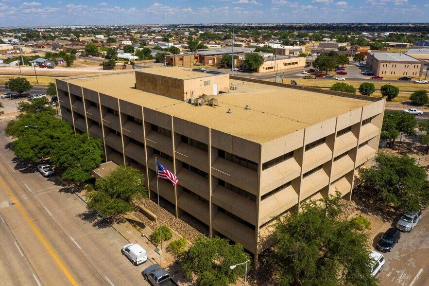 More Photos Of 125 W Missouri Ave, Midland Office For Sale