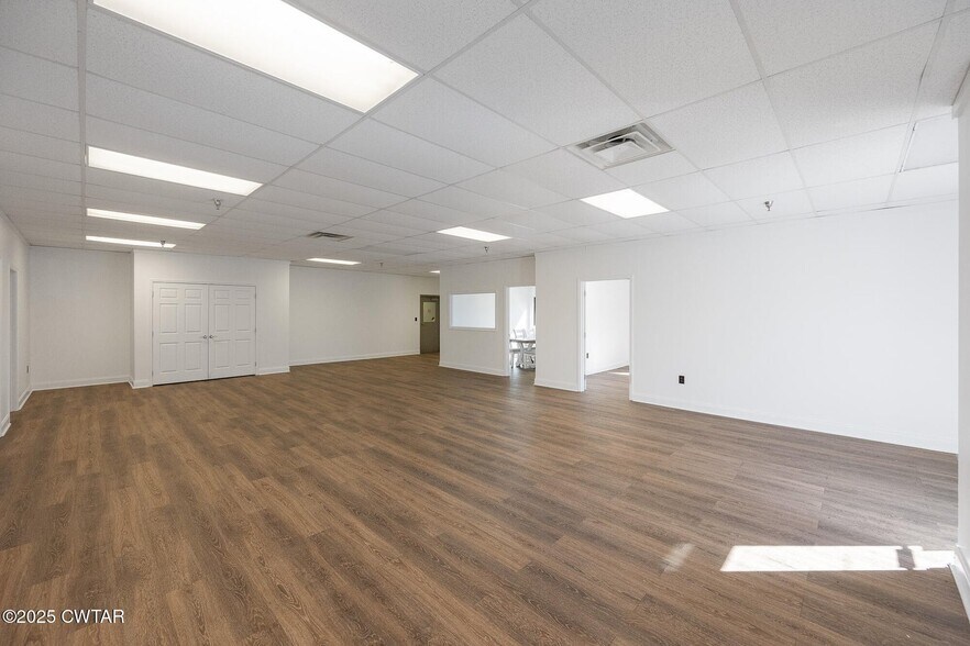 More Photos Of 288 Elliot Power Dr, Lexington Industrial For Sale