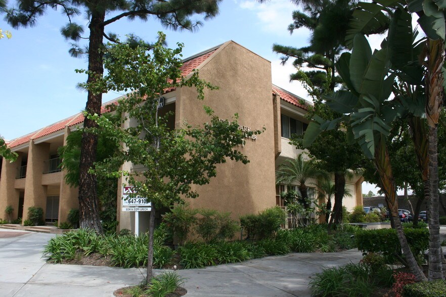 Primary Photo Of 17871 Santiago Blvd, Orange Medical For Lease