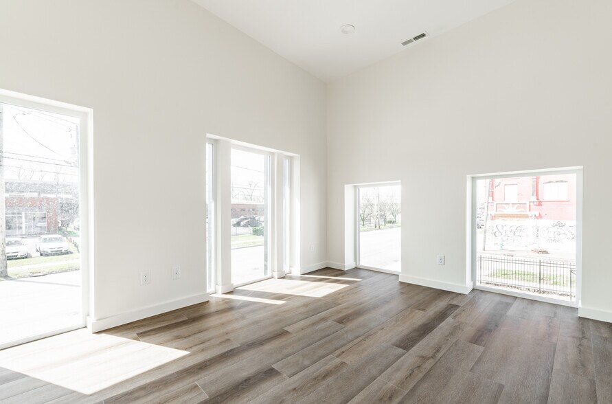 More Photos Of 2506 E Washington St, Indianapolis Storefront Retail Office For Sale