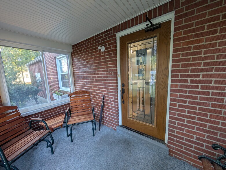 More Photos Of 4816 Greenwood Rd, Louisville Medical For Lease