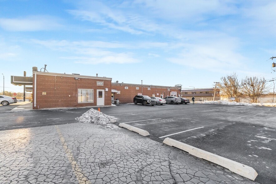 More Photos Of 1551 Plainfield Rd, Joliet Freestanding For Lease