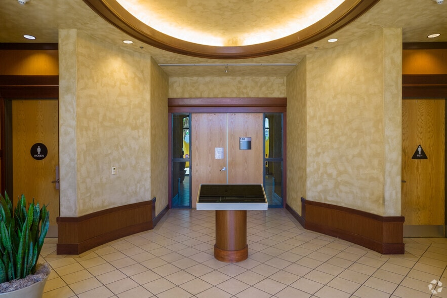 More Photos Of 32605 Temecula Pky, Temecula Unknown For Lease