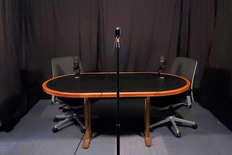 More Photos Of 128 Amity Rd, Woodbridge Office For Sale