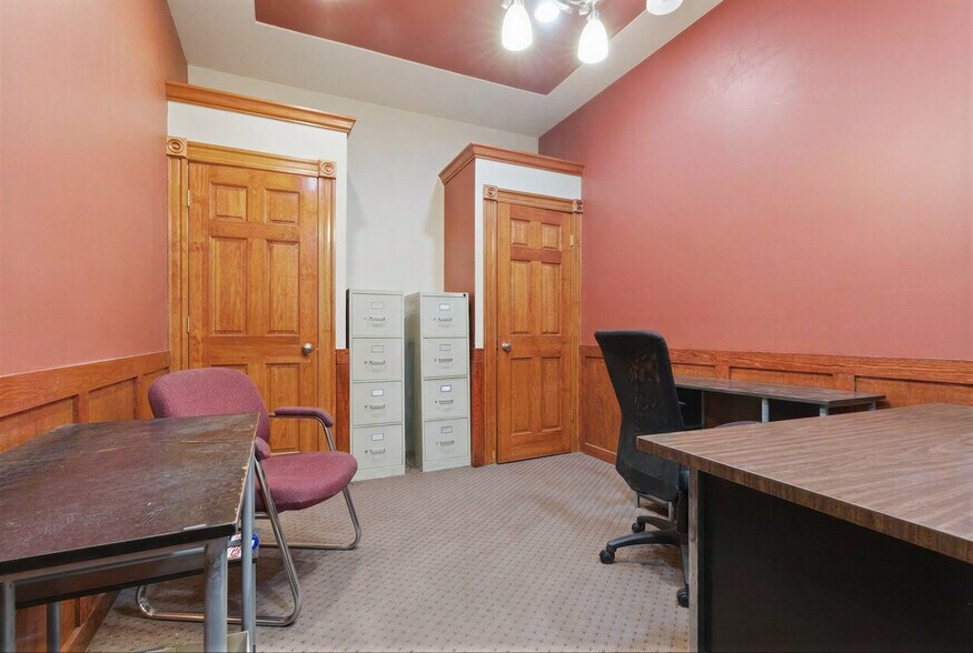 More Photos Of 275 Elm St, North Attleboro Office For Sale