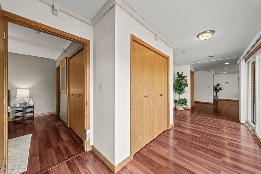 More Photos Of 327 S Miller Rd, Fairlawn Assisted Living For Sale