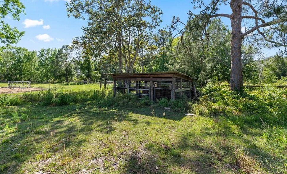 More Photos Of 101 SE 51st Lane, Center Hill Land For Sale