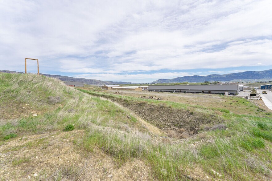 More Photos Of 501 Urban Industrial Way, East Wenatchee Land For Sale