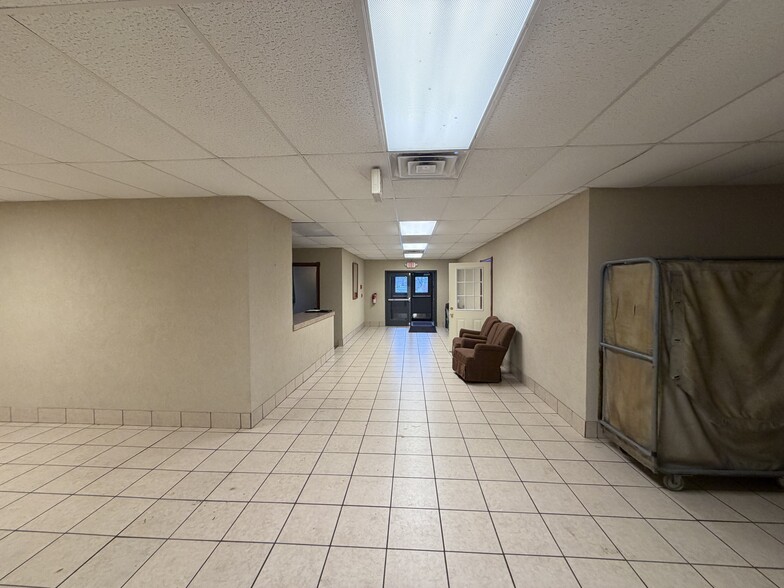 More Photos Of 11233 Lagrange Rd, Elyria Specialty For Sale