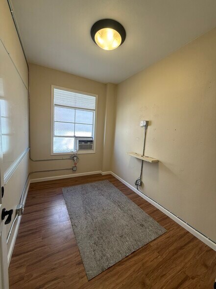 More Photos Of 33 E 4th Ave, San Mateo Office For Lease