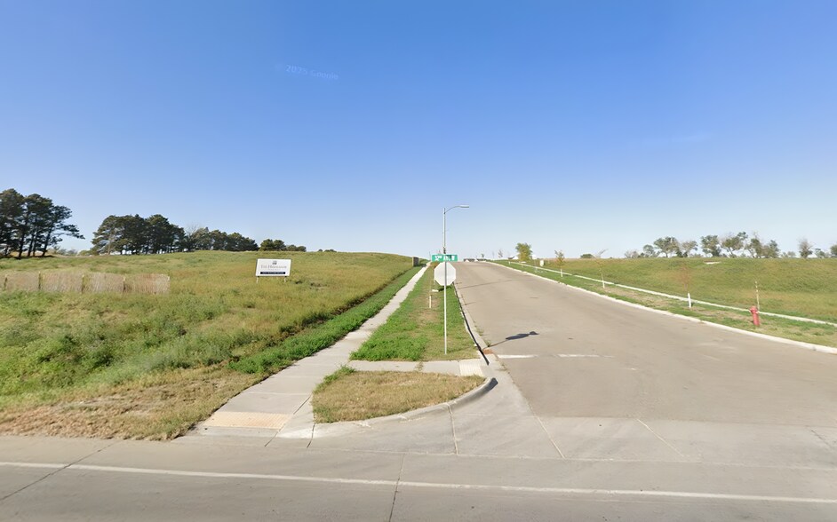 More Photos Of 32nd Ave, Williston Land For Sale