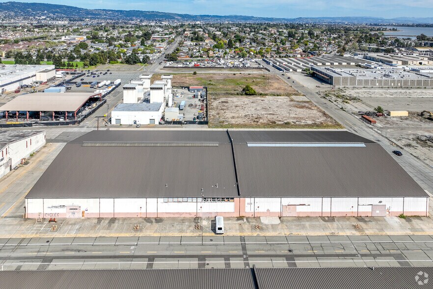 More Photos Of 1680 Viking St, Alameda Warehouse For Lease