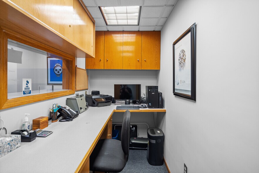 More Photos Of 333 Washington St, Boston Office For Lease