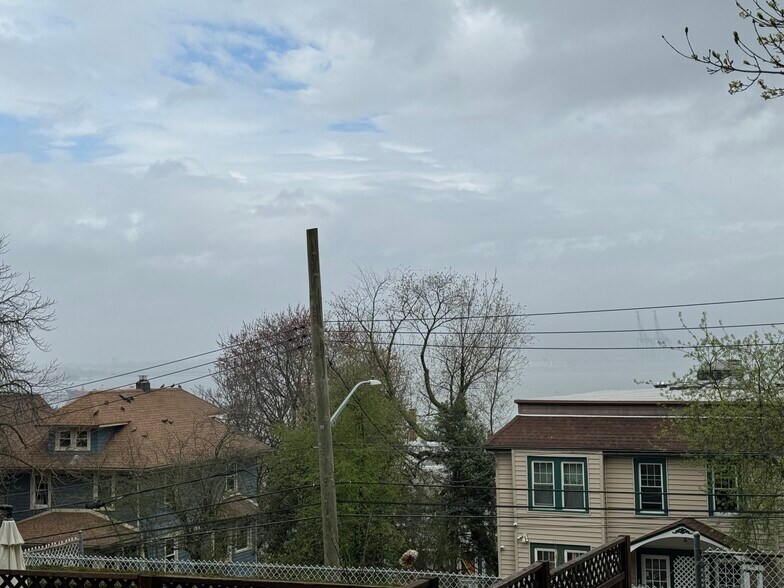 More Photos Of 135 Saint Marks Pl, Staten Island Apartments For Sale