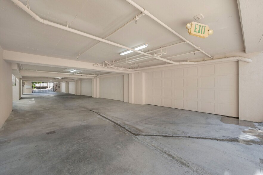 More Photos Of 4325 Stern Ave, Sherman Oaks Apartments For Sale