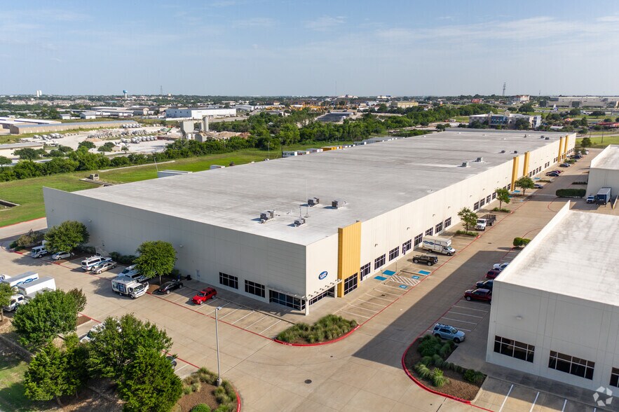 More Photos Of 2251 Picadilly Dr, Austin Warehouse For Lease