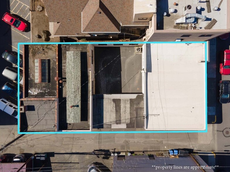 More Photos Of 412 Washington St, The Dalles Freestanding For Sale