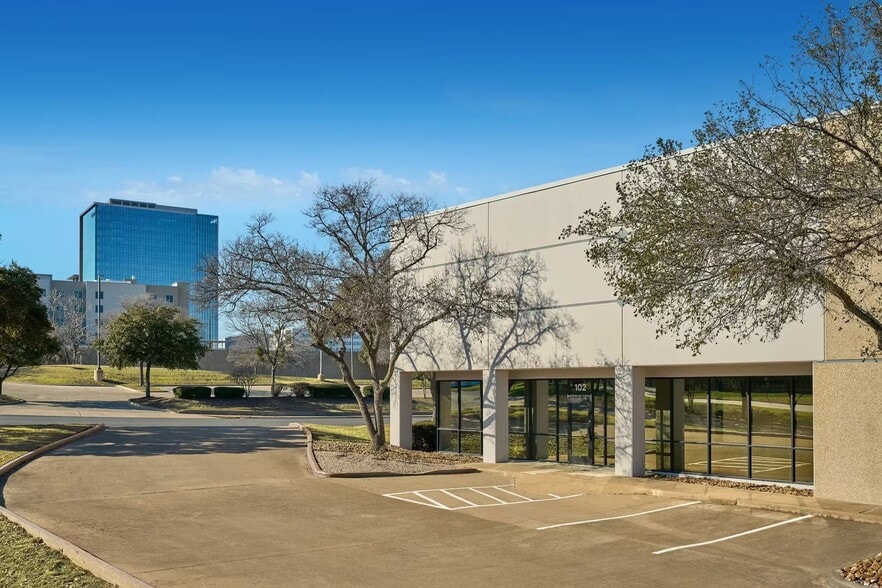 More Photos Of 2515 Brockton Dr, Austin Warehouse For Lease