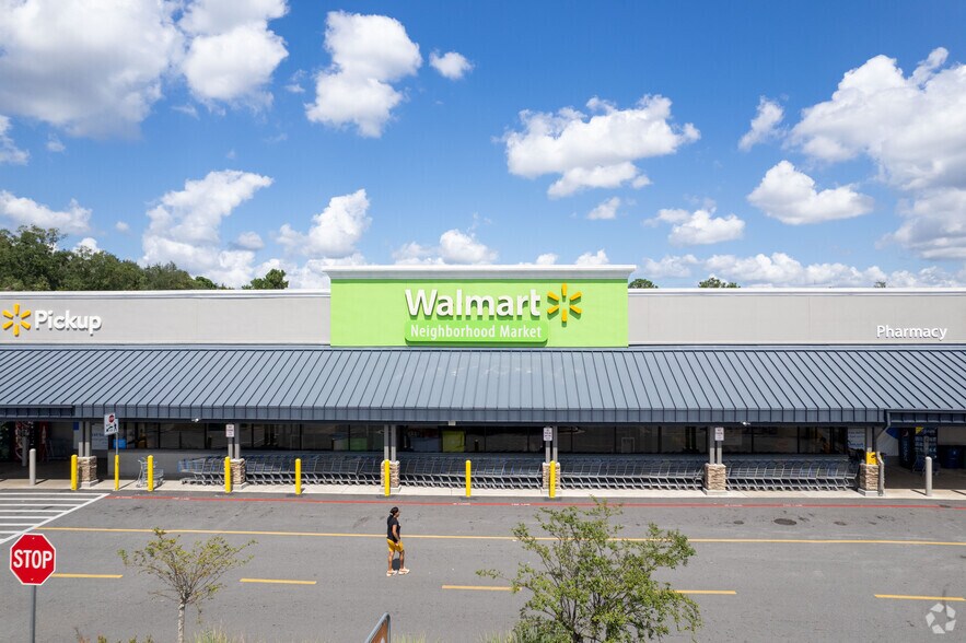 More Photos Of 6855 Wilson Blvd, Jacksonville Unknown For Lease