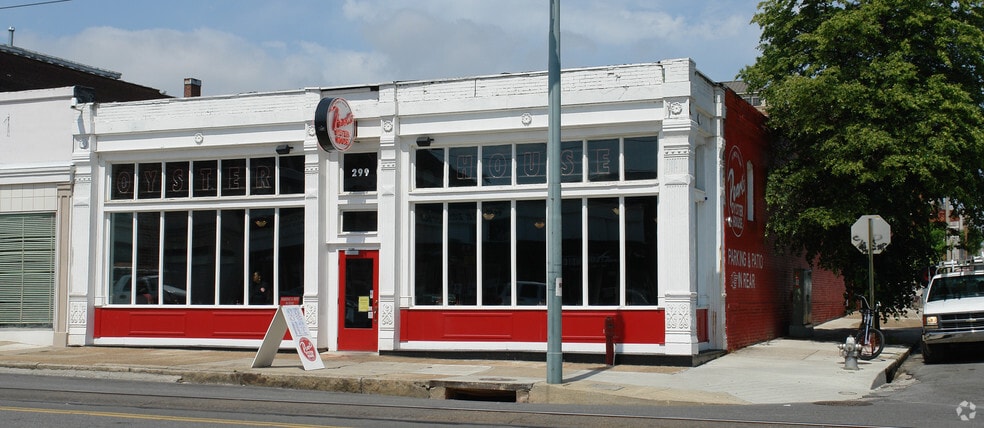 More Photos Of 299 S Main St, Memphis Restaurant For Lease