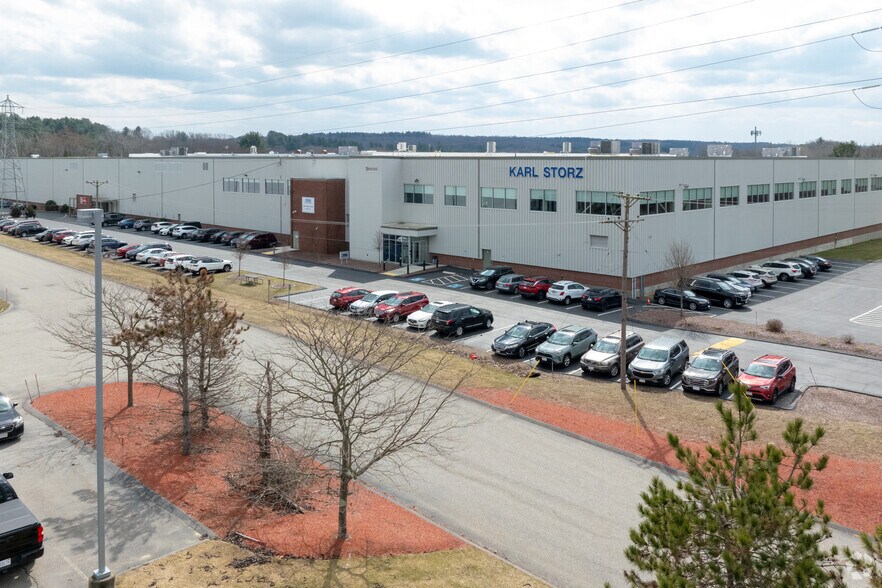 More Photos Of 28 Millbury St, Auburn Warehouse For Lease