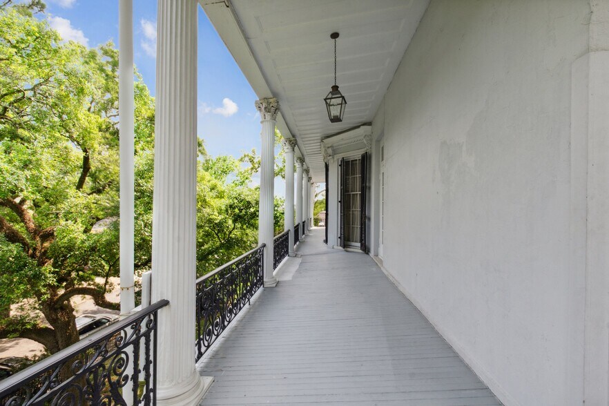 More Photos Of 1410 Jackson Ave, New Orleans Lodge Meeting Hall For Sale