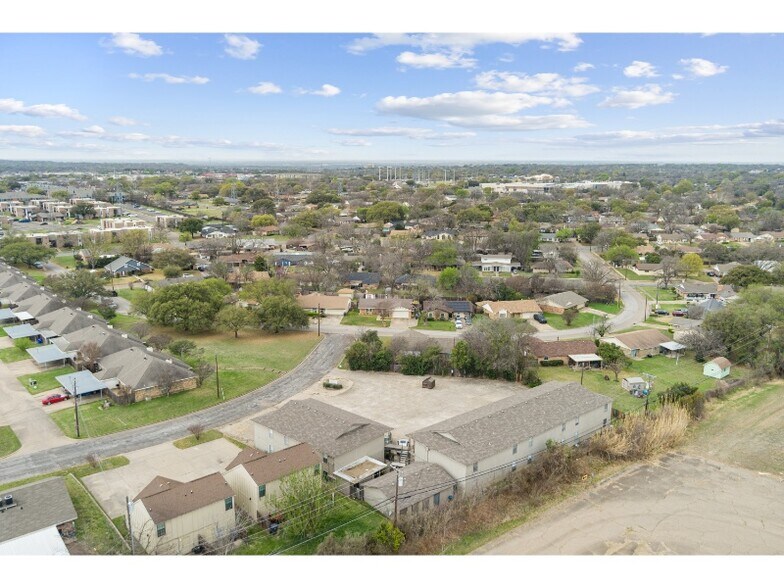 More Photos Of 5506 Kingman St, Waco Apartments For Sale