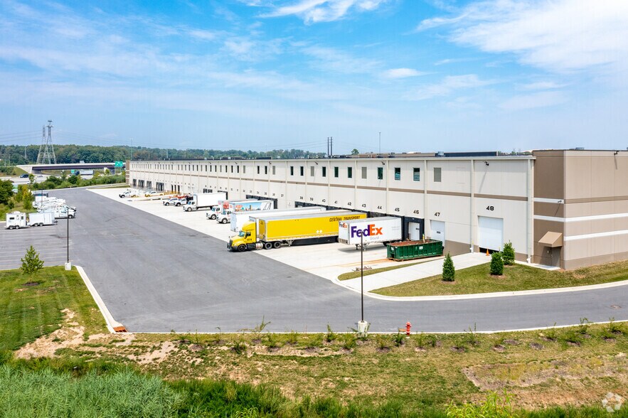 More Photos Of 5301 Nottingham Dr, White Marsh Warehouse For Lease