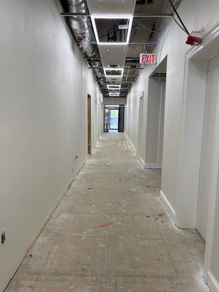 More Photos Of 201 W Market St, Kingsport Office For Lease