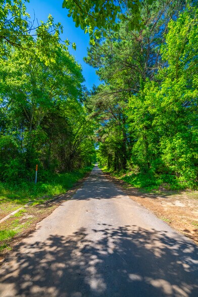 More Photos Of County Road 2592, Marietta Land For Sale