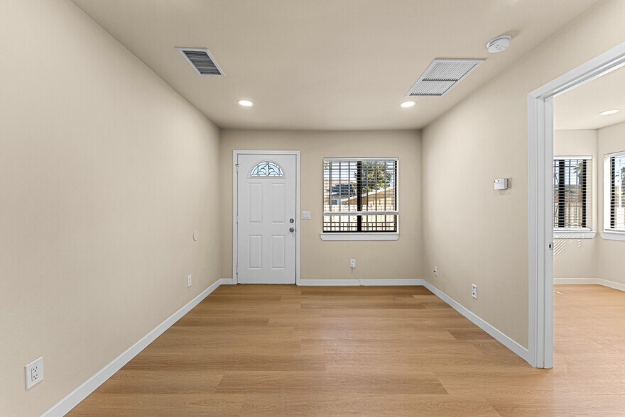 More Photos Of 2857 Mulberry St, Riverside Land For Sale