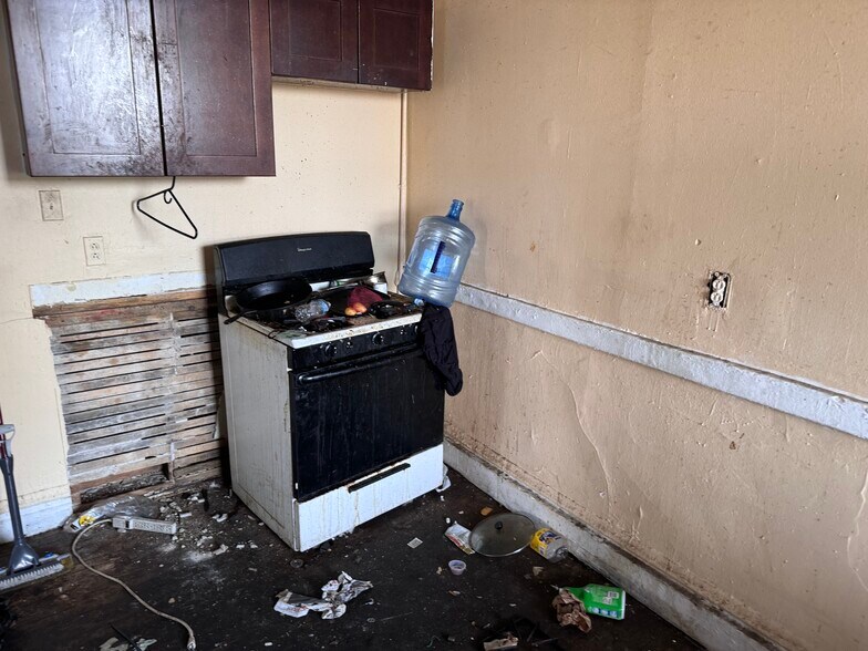 More Photos Of 7701 S Halsted St, Chicago Apartments For Sale