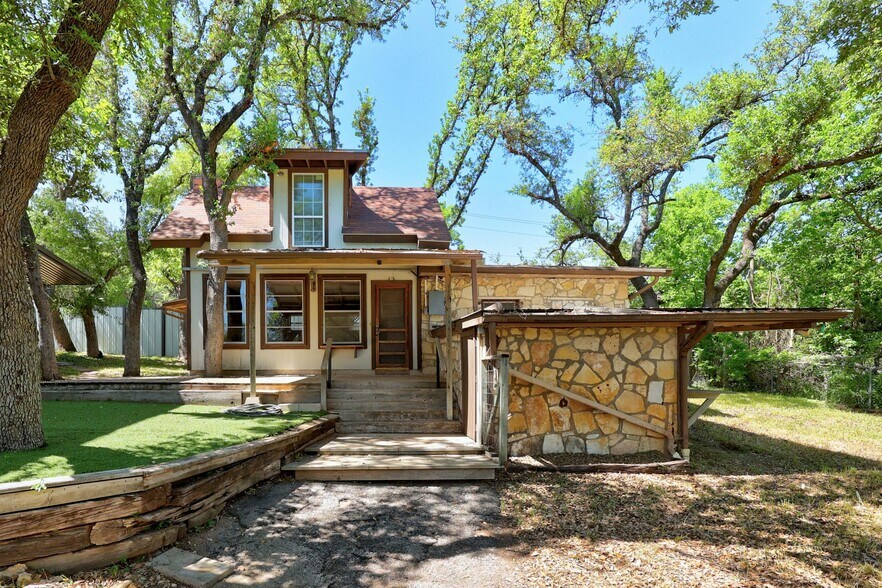 More Photos Of 14221 FM 2769, Leander Light Manufacturing For Sale