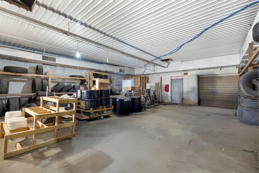 More Photos Of 4876 Highway 52, Stover Manufacturing For Sale